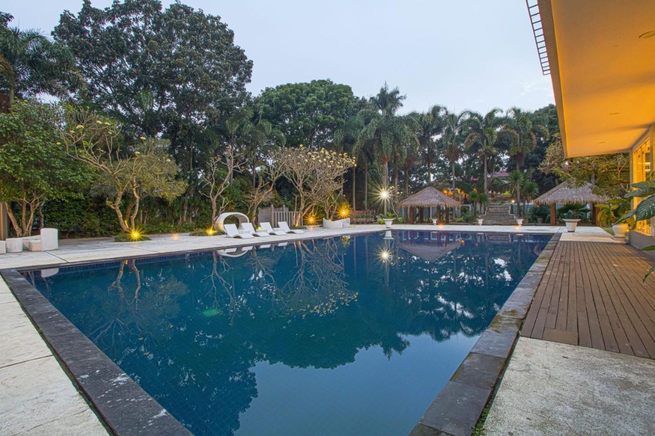 Sheo Resort Hotel Bandung Exterior photo